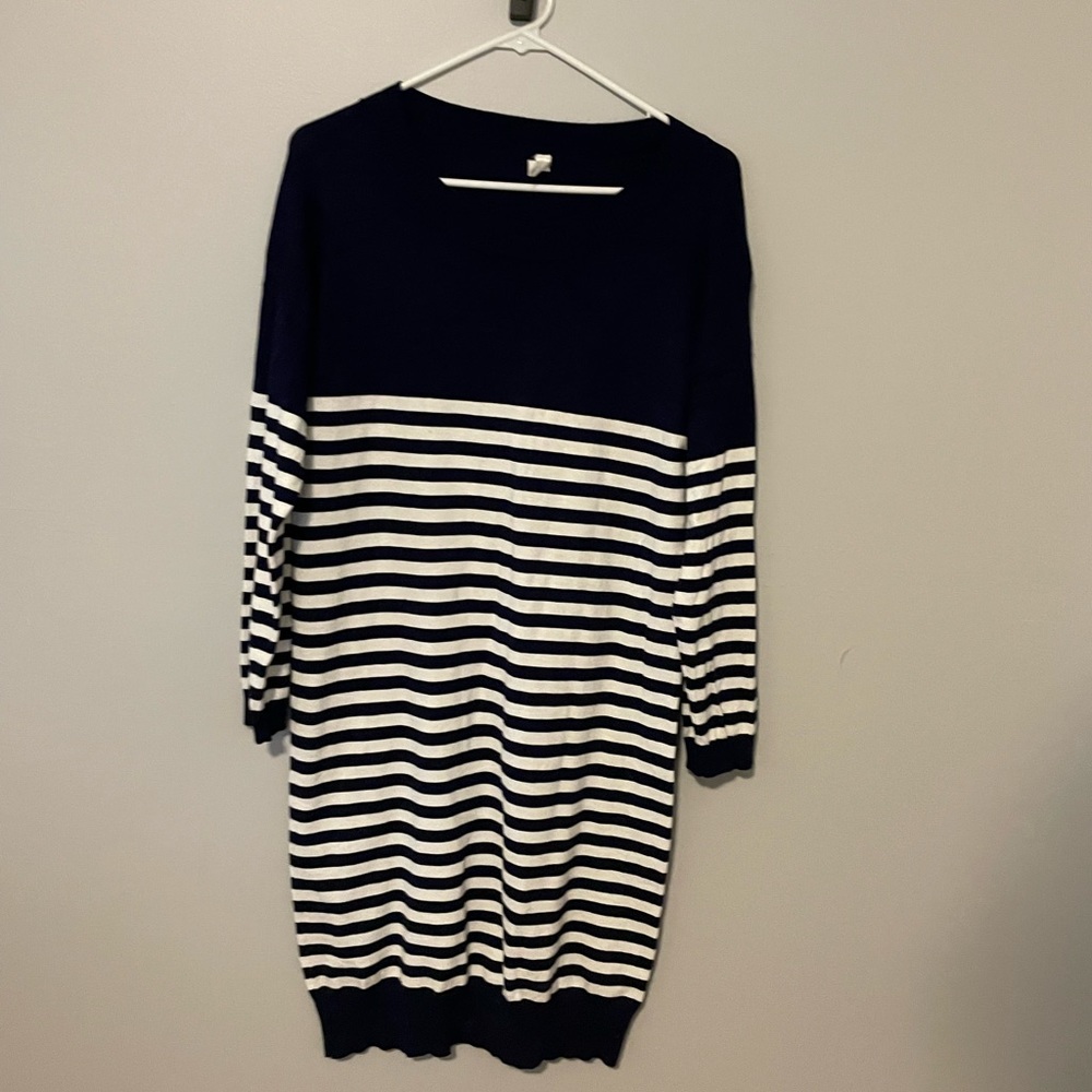 Pinkblush Navy and White Sweater Dress Size Large